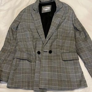 Checkered oversized blazer